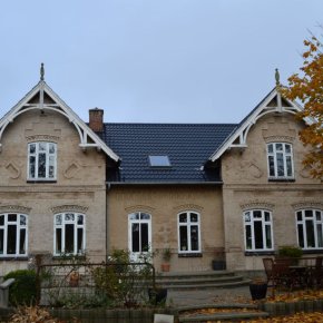 Nyt tag p ldre bolig med stlplade teglstensprofil Eva