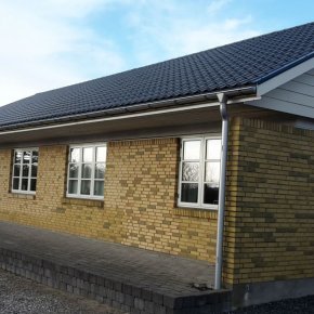 Teglstensprofil Eva er et populrt valg som tag p villaer