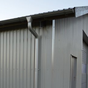 Maskinhus med Trapezplader MTP21 og MVP21