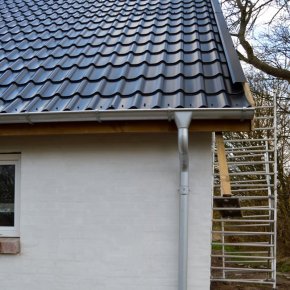 Montering af vindskede p stltag