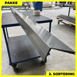 Lodret inddkning - 2. sortering - 7 stk. af 80x180 mm - Mrk Silver