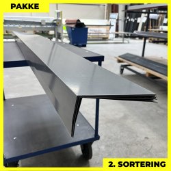 Lodret inddkning - 2. sortering - 7 stk. af 80x180 mm - Mrk Silver